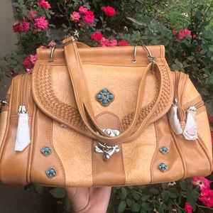 MC purse 👜